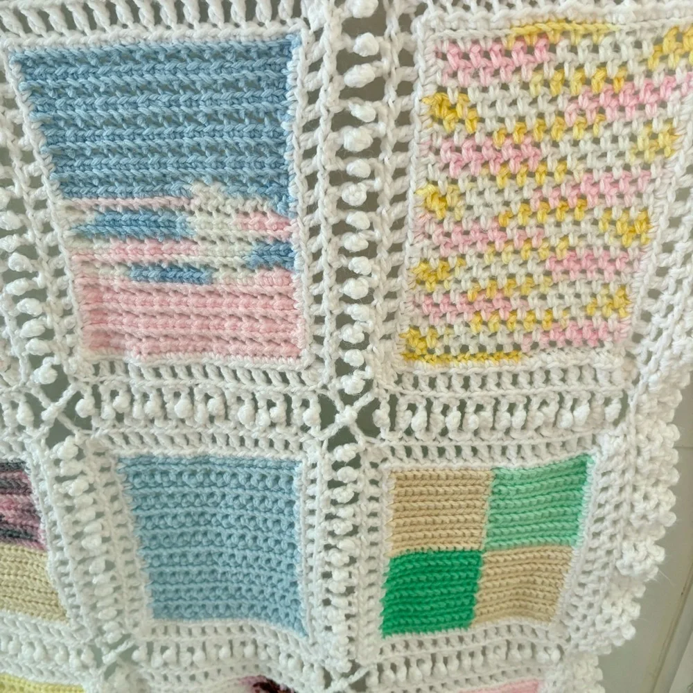 Vintage Handmade Granny‎ Square Crocheted Baby Blanket